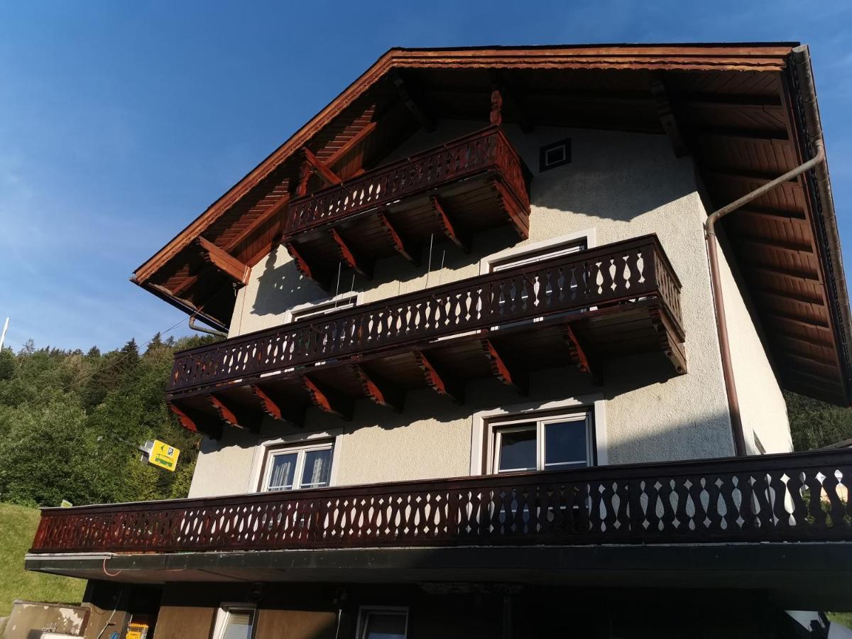 Bike Hostel Schladming Bagian luar foto